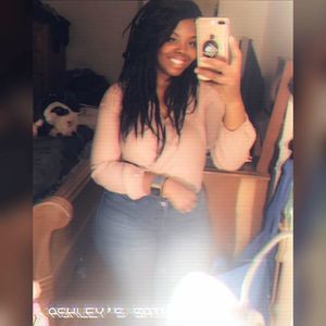 Meet your Posher, Ashley